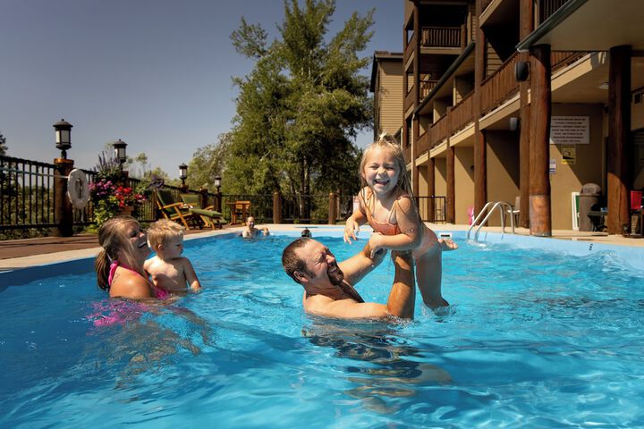Pool 16 of 111