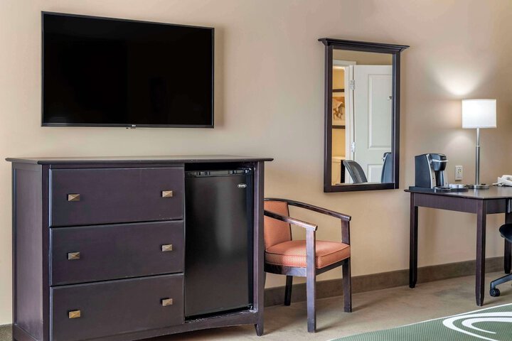 Room 30 of 50