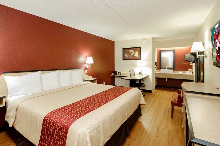 Room 13 of 21