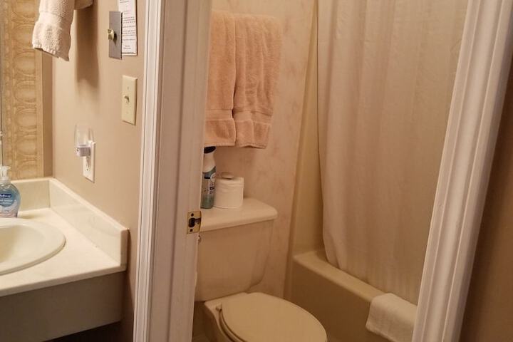 Room 48 of 125