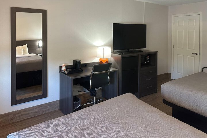 Quality Inn Forsyth near GA Public Safety Training Center