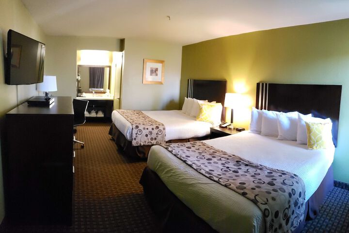 Room 15 of 22