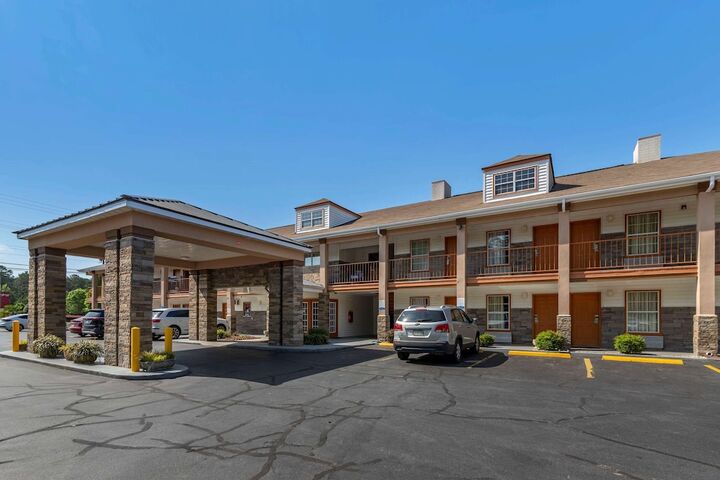 Hotel 4 of 30