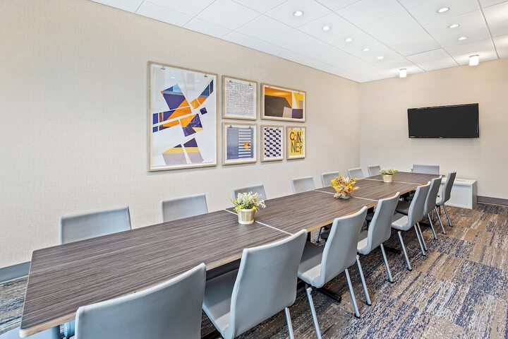 Holiday Inn Express & Suites Carrollton West by IHG
