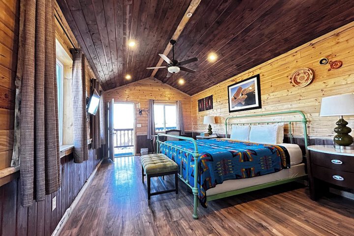 The Rim Rock Inn