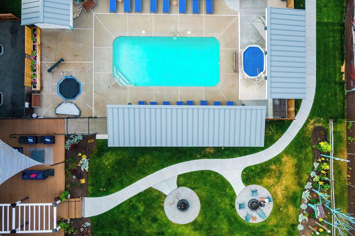 Blue Elk Inn