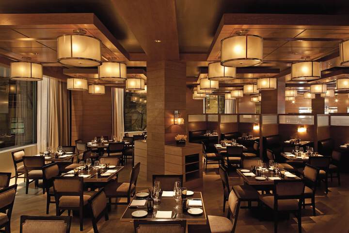 Dining 44 of 64