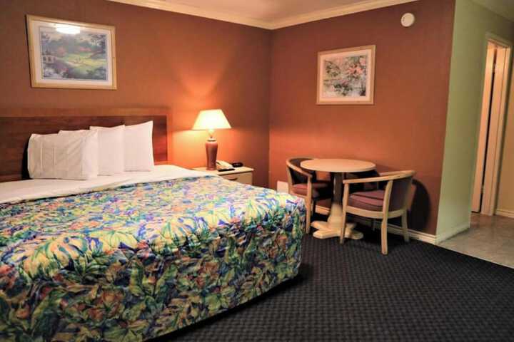 Room 125 of 157