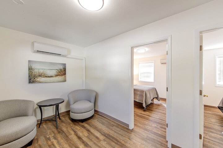 Room 43 of 77