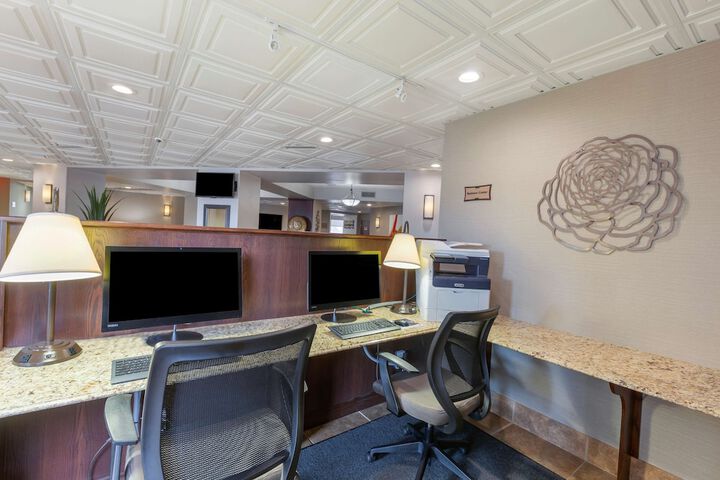 Business Center 50 of 50