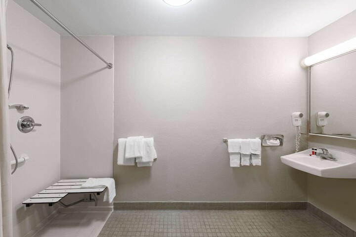 Room 44 of 54