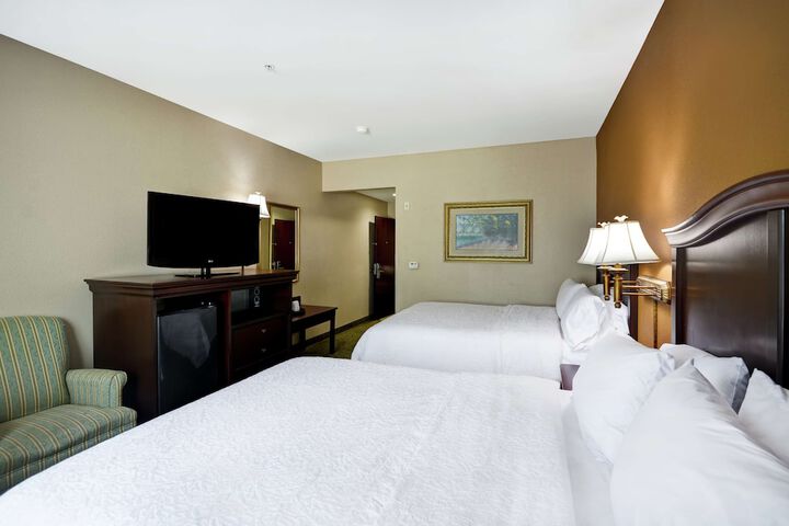 Room 17 of 37