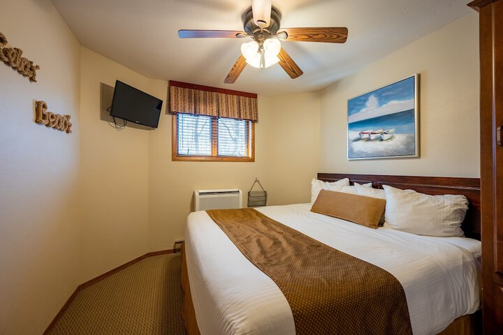 Room 34 of 50