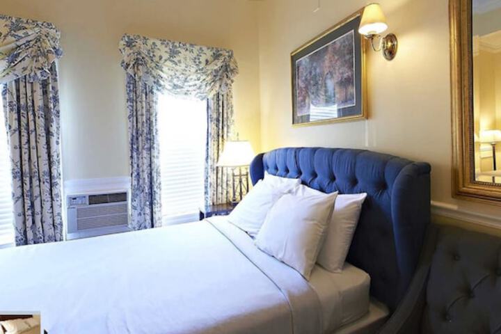 Room 3 of 36