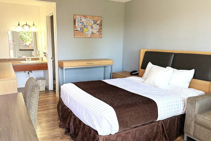 Travelodge by Wyndham Chehalis