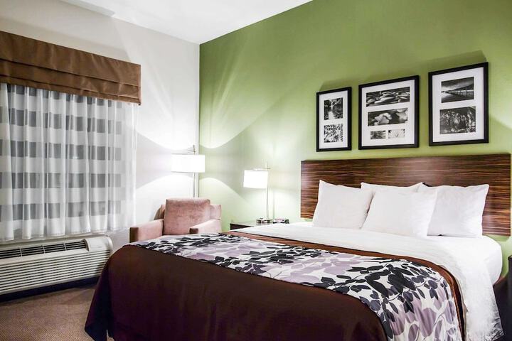 Room 12 of 35