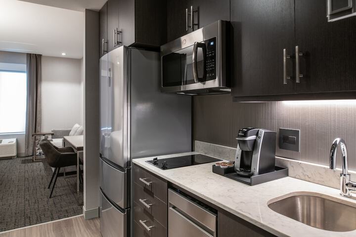 Staybridge Suites Boston - Quincy by IHG