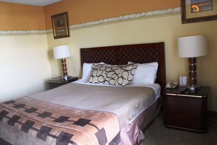 Room 42 of 65
