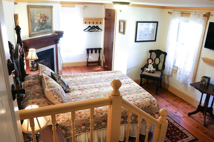 Room 15 of 116