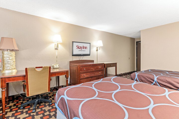 Room 13 of 20