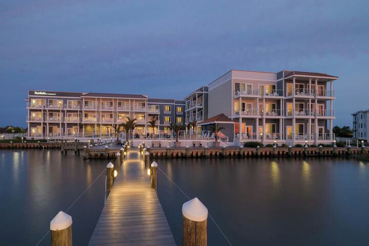 Fairfield Inn & Suites by Marriott Chincoteague Island Waterfront
