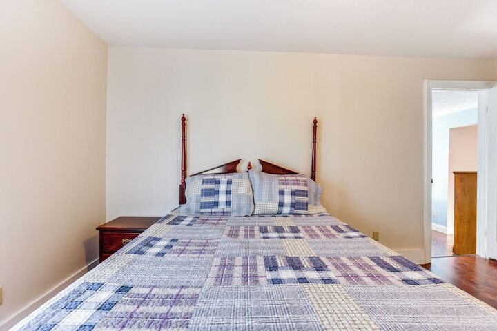 Pet-friendly Penn Yan Home: Wineries Parks, Lakes