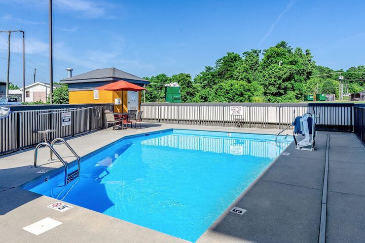 Pool 7 of 32