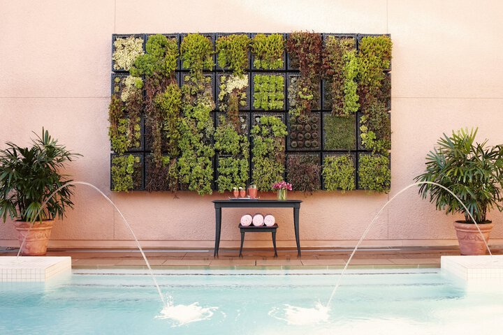 Pool 10 of 235