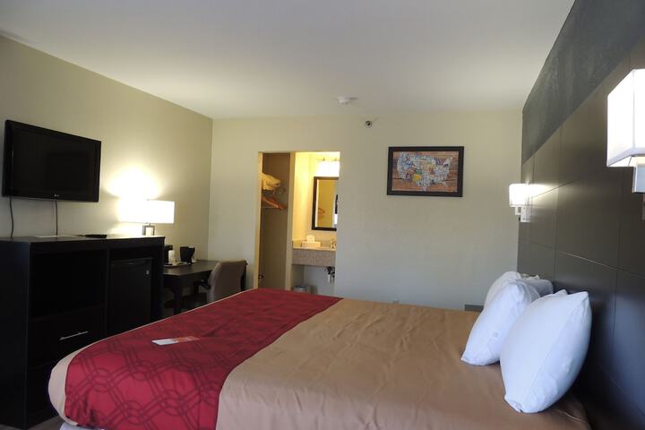 Room 22 of 32