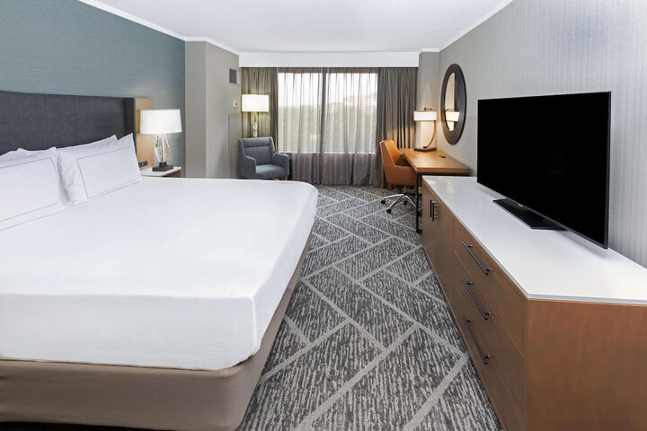 Room 49 of 95