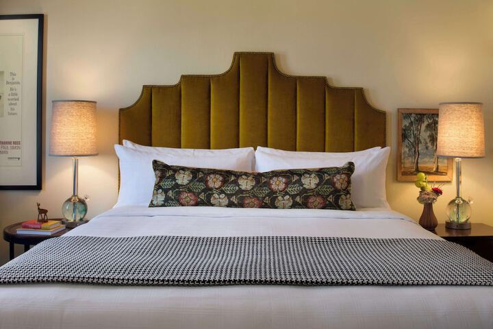 Room 42 of 70
