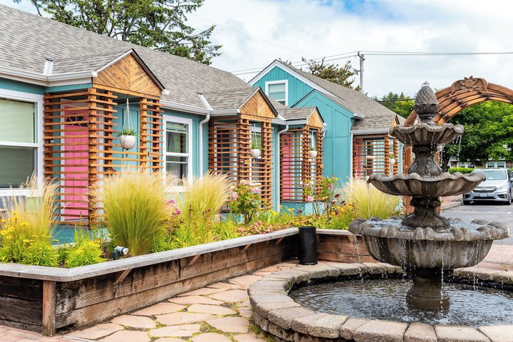Inn at Haystack Rock