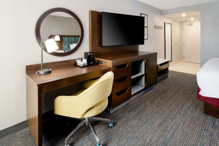 Room 34 of 55