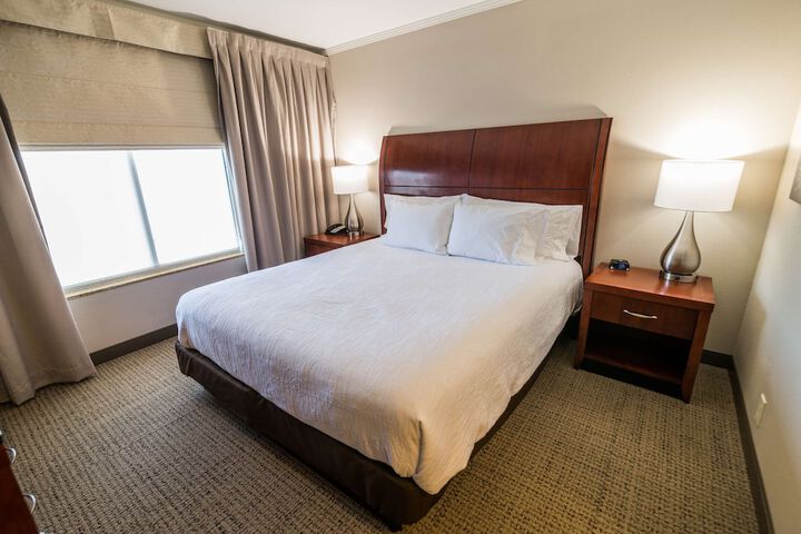 Room 35 of 85