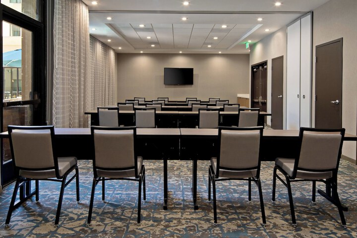 Residence Inn by Marriott Valencia