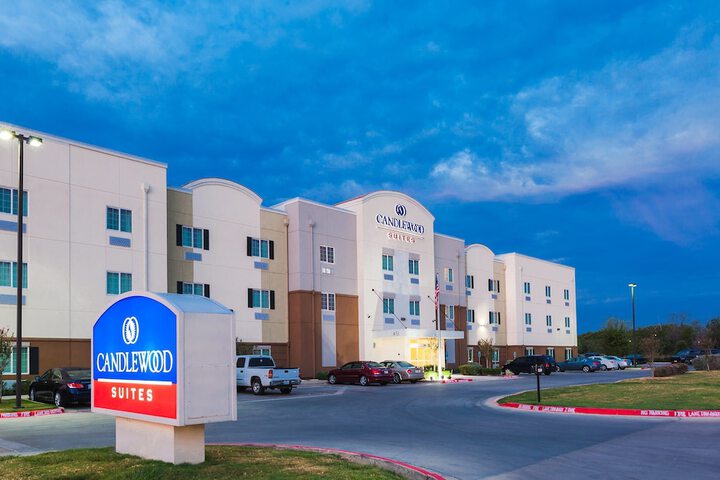 Hotel 2 of 27
