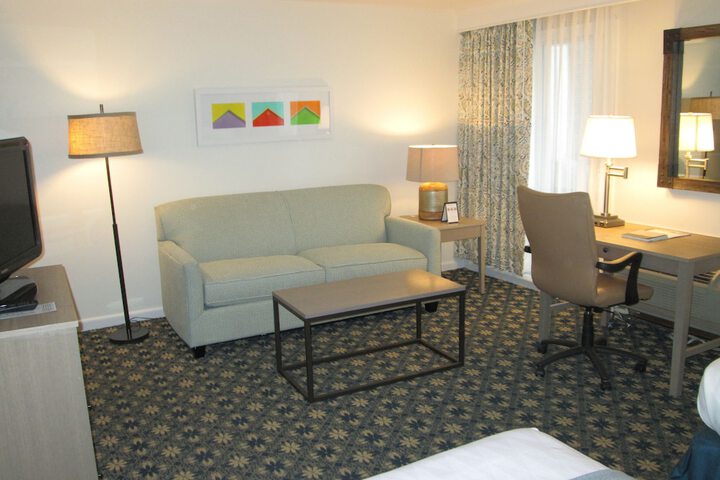 Room 28 of 66