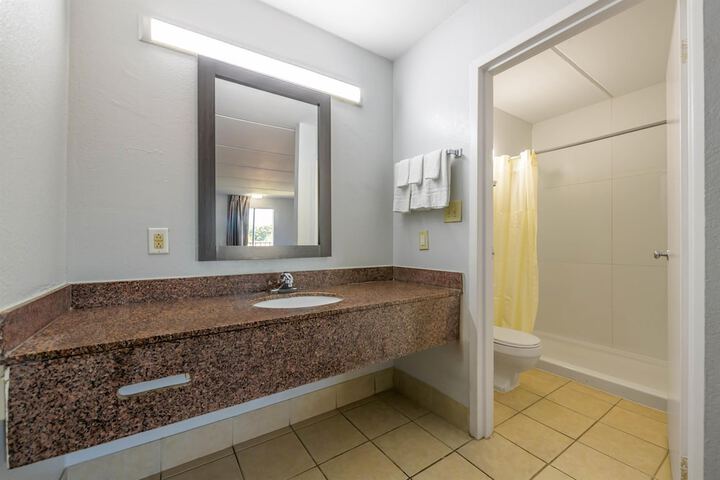 Motel 6 Stockbridge GA – Hwy 138 W