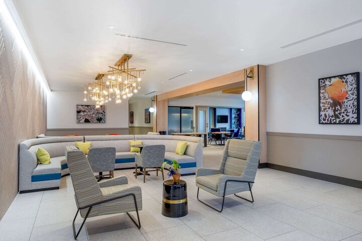 Hotel Interior 10 of 29