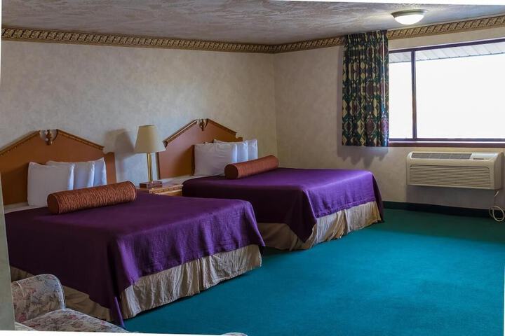 Room 9 of 21