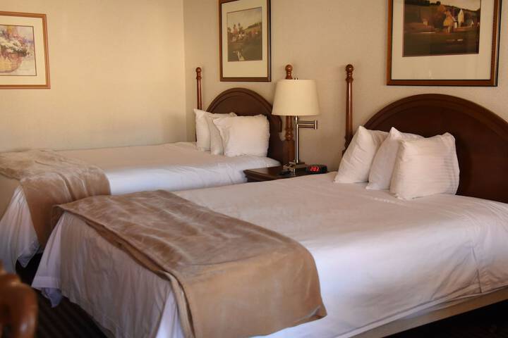 Room 28 of 34