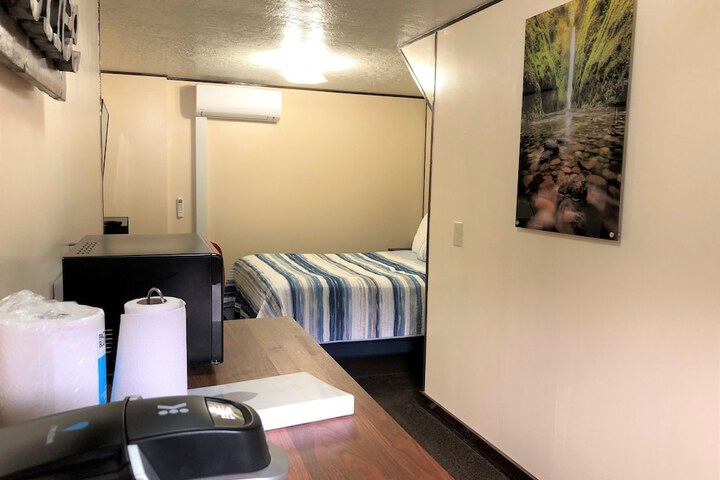The Anchorage Motel