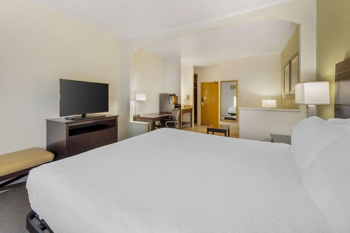 Room 29 of 42