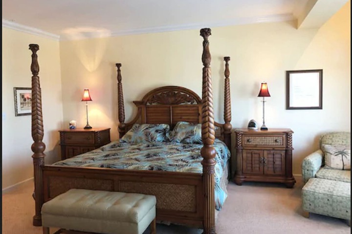 Room 11 of 42