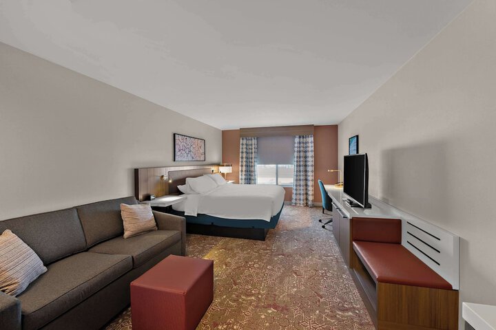 Hilton Garden Inn Omaha East / Council Bluffs