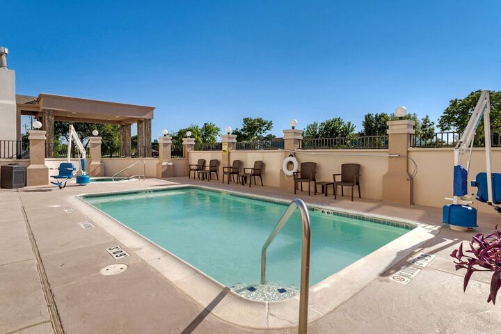 Pool 6 of 54