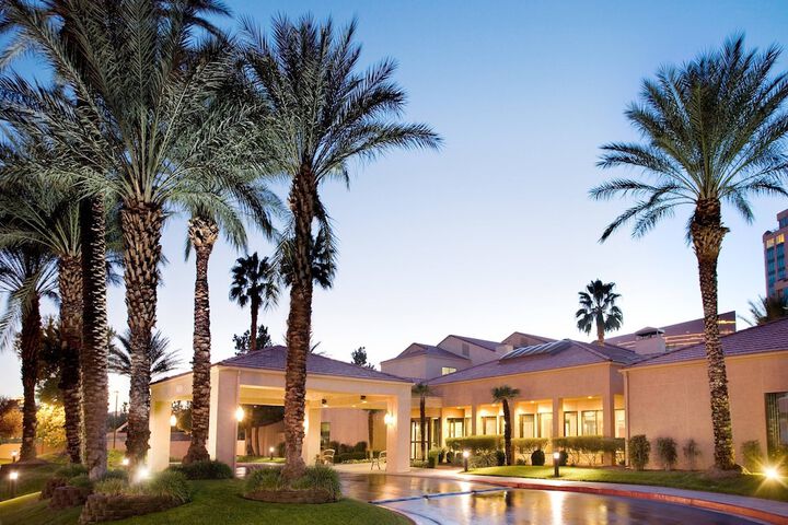 Hotel 2 of 29