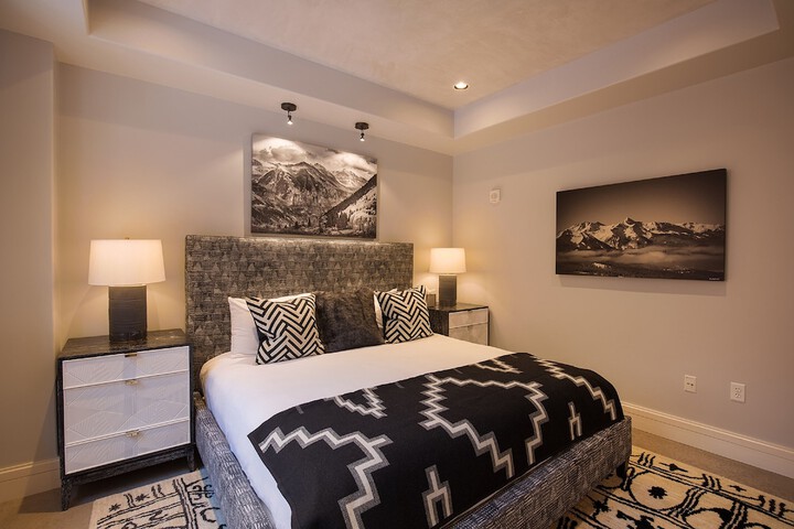 Element 52 Auberge Collection