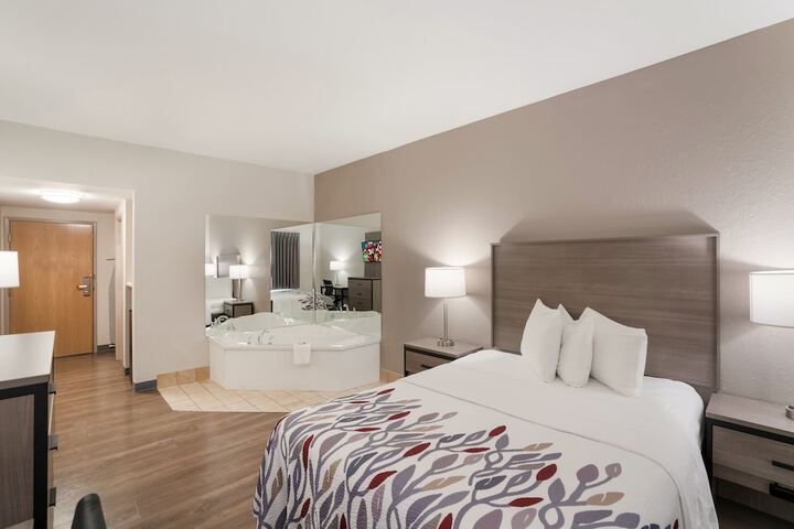 Room 29 of 40