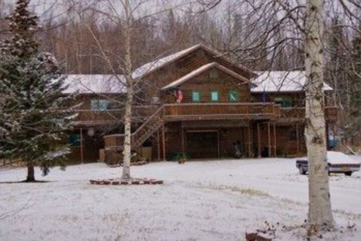 Fairbanks Moose Manor B & B